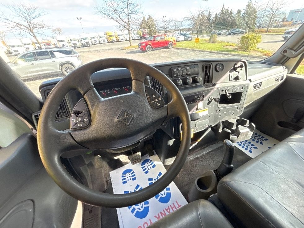 Medium Duty Box Truck-Light and Medium Duty Trucks-International-2020-MV607-Mississauga-ON-275,955\n\t\tkm-$ 54,750 - Image 17