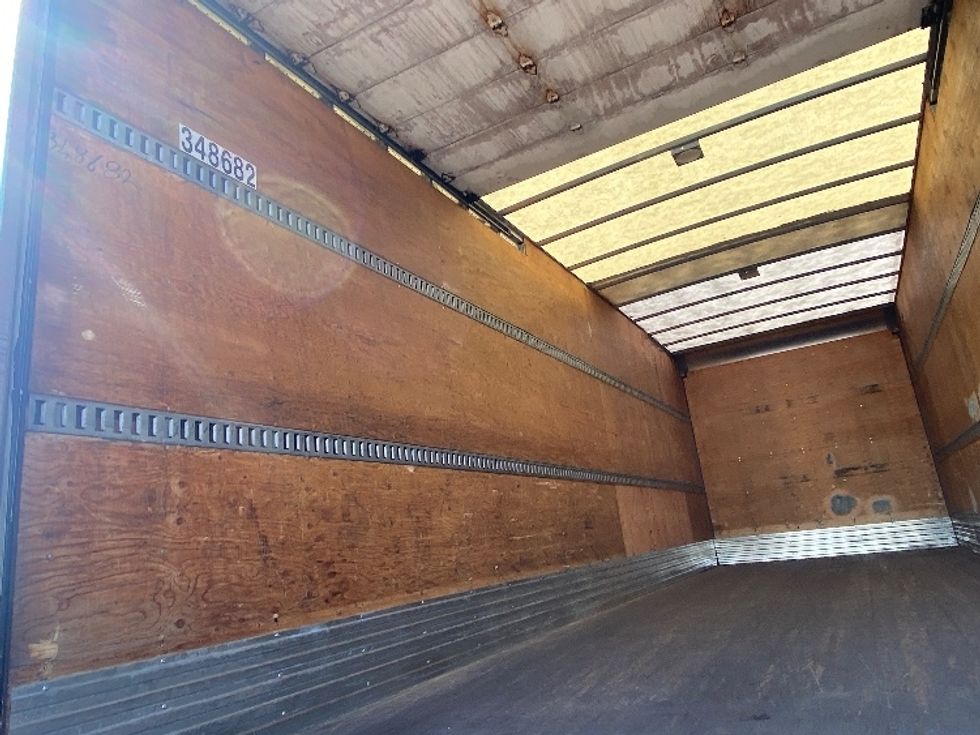 Medium Duty Box Truck-Light and Medium Duty Trucks-International-2020-MV607-Mississauga-ON-282,824\n\t\tkm-$ 56,250 - Image 10