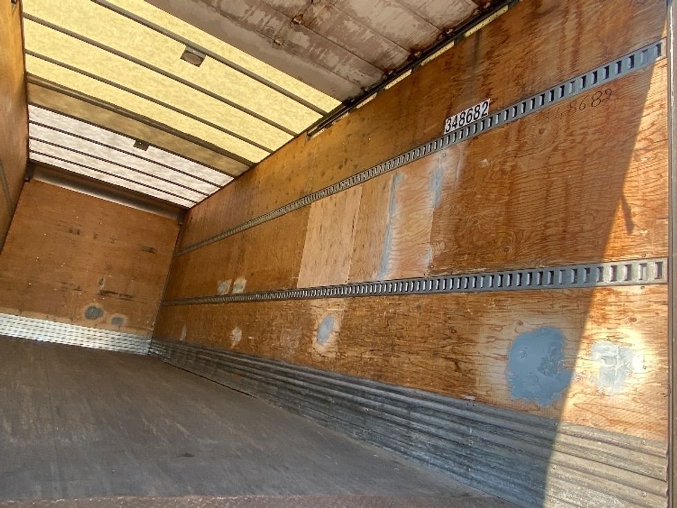 Medium Duty Box Truck-Light and Medium Duty Trucks-International-2020-MV607-Mississauga-ON-282,824\n\t\tkm-$ 56,250 - Image 11