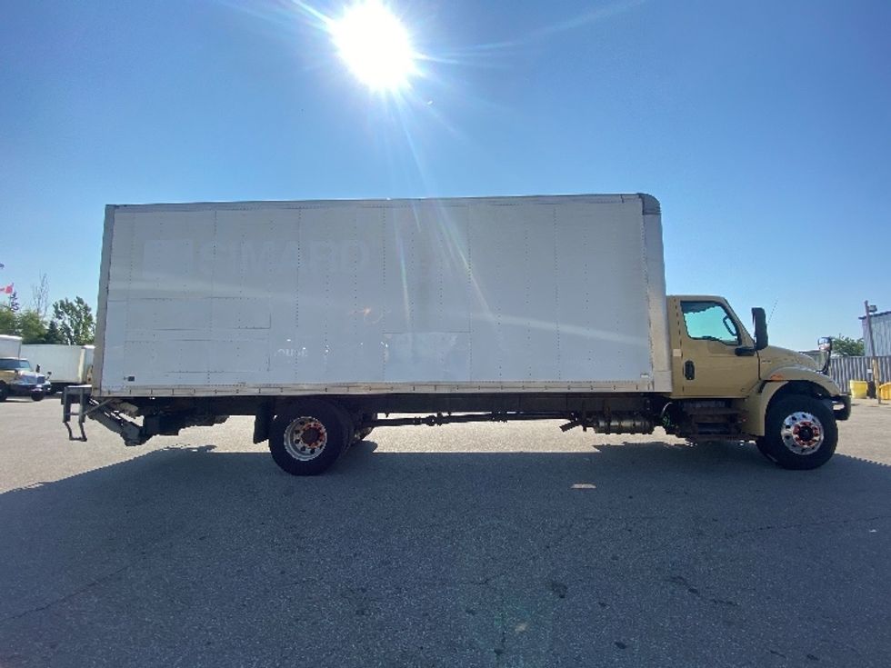 Medium Duty Box Truck-Light and Medium Duty Trucks-International-2020-MV607-Mississauga-ON-282,824\n\t\tkm-$ 56,250 - Image 14