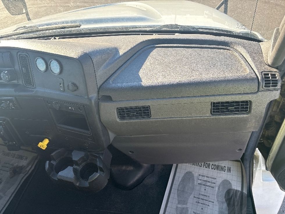 Medium Duty Box Truck-Light and Medium Duty Trucks-International-2020-MV607-Mississauga-ON-287,834\n\t\tkm-$ 53,750 - Image 20