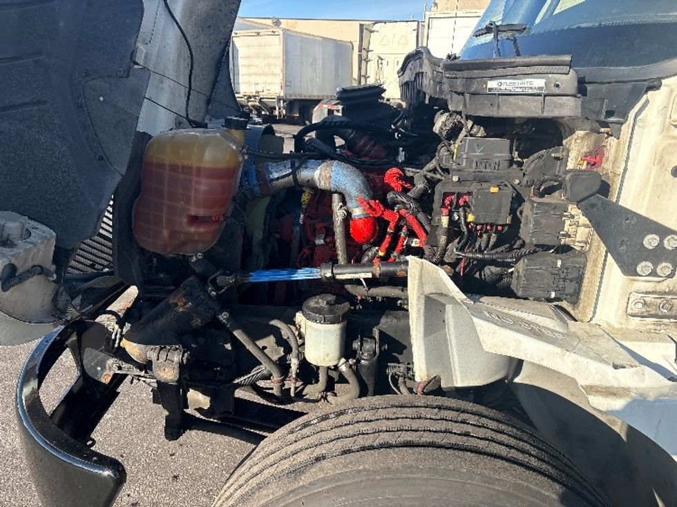 Medium Duty Box Truck-Light and Medium Duty Trucks-International-2020-MV607-Mississauga-ON-287,834\n\t\tkm-$ 53,750 - Image 23