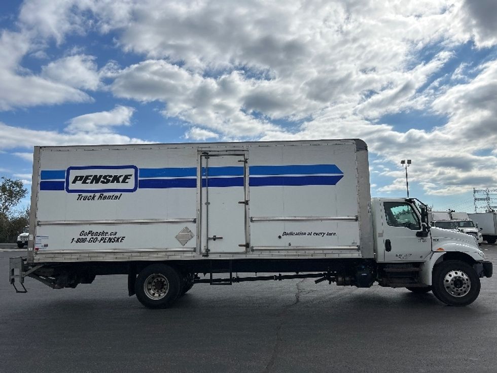 Medium Duty Box Truck-Light and Medium Duty Trucks-International-2020-MV607-Mississauga-ON-305,854\n\t\tkm-$ 50,250 - Image 15