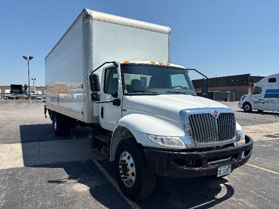 Medium Duty Box Truck-Light and Medium Duty Trucks-International-2020-MV607-Mississauga-ON-318,413\n\t\tkm-$ 45,750 - Image 1