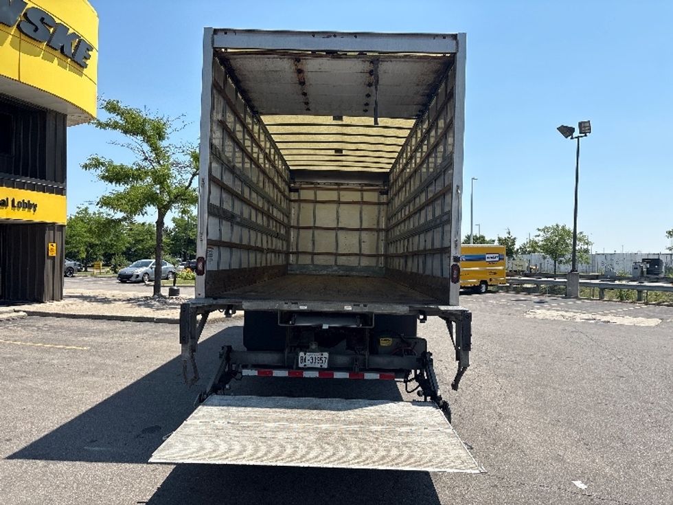 Medium Duty Box Truck-Light and Medium Duty Trucks-International-2020-MV607-Mississauga-ON-318,413\n\t\tkm-$ 45,750 - Image 9