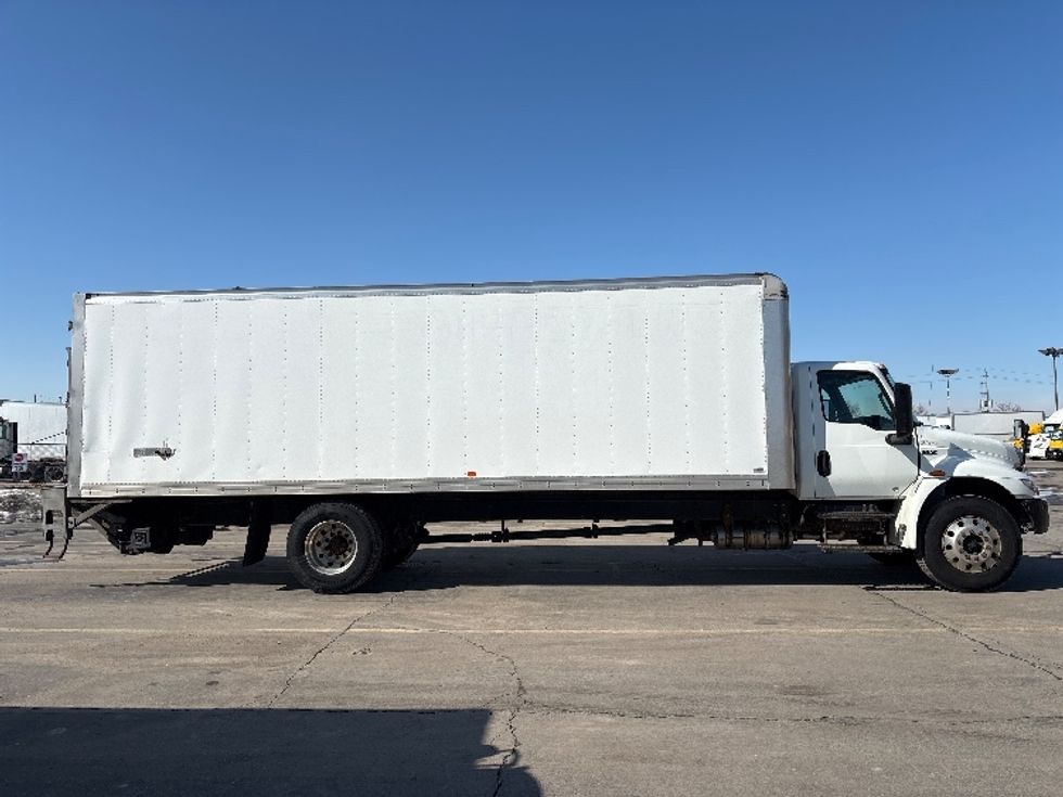 Medium Duty Box Truck-Light and Medium Duty Trucks-International-2020-MV607-Mississauga-ON-320,457\n\t\tkm-$ 55,250 - Image 15