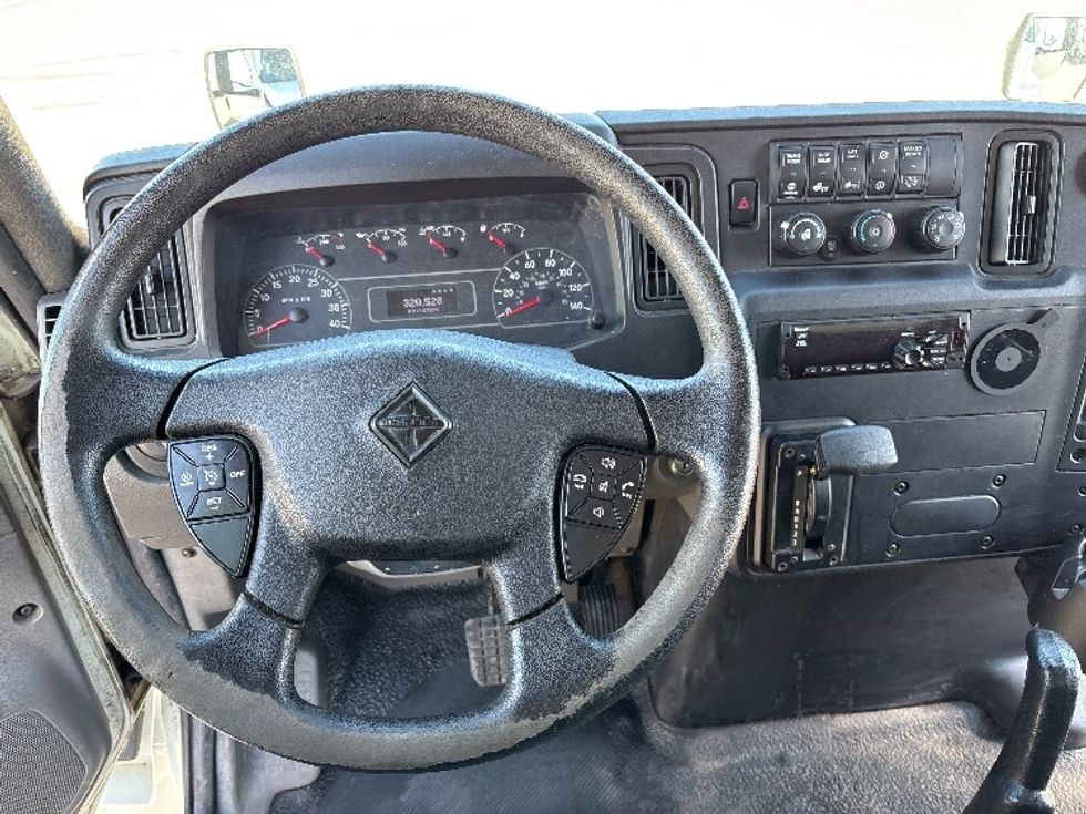 Medium Duty Box Truck-Light and Medium Duty Trucks-International-2020-MV607-Mississauga-ON-320,457\n\t\tkm-$ 55,250 - Image 18