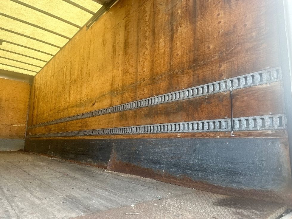 Medium Duty Box Truck-Light and Medium Duty Trucks-International-2020-MV607-Mississauga-ON-364,325\n\t\tkm-$ 66,250 - Image 12