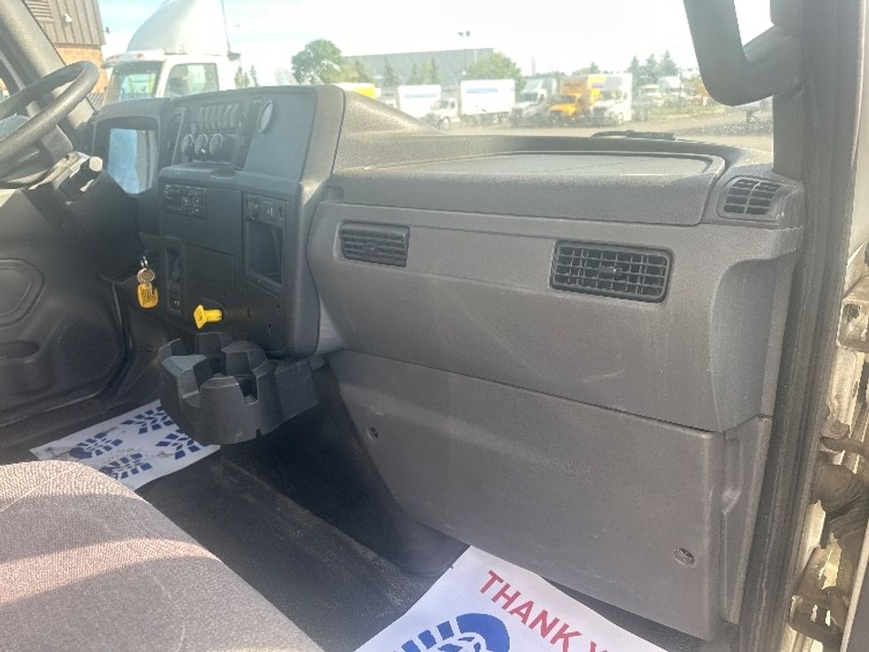 Medium Duty Box Truck-Light and Medium Duty Trucks-International-2020-MV607-Mississauga-ON-364,325\n\t\tkm-$ 66,250 - Image 21