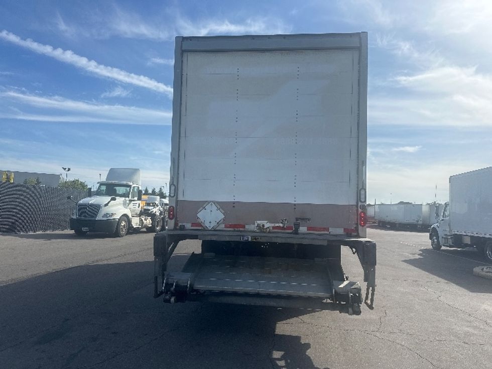Medium Duty Box Truck-Light and Medium Duty Trucks-International-2020-MV607-Mississauga-ON-364,325\n\t\tkm-$ 66,250 - Image 7