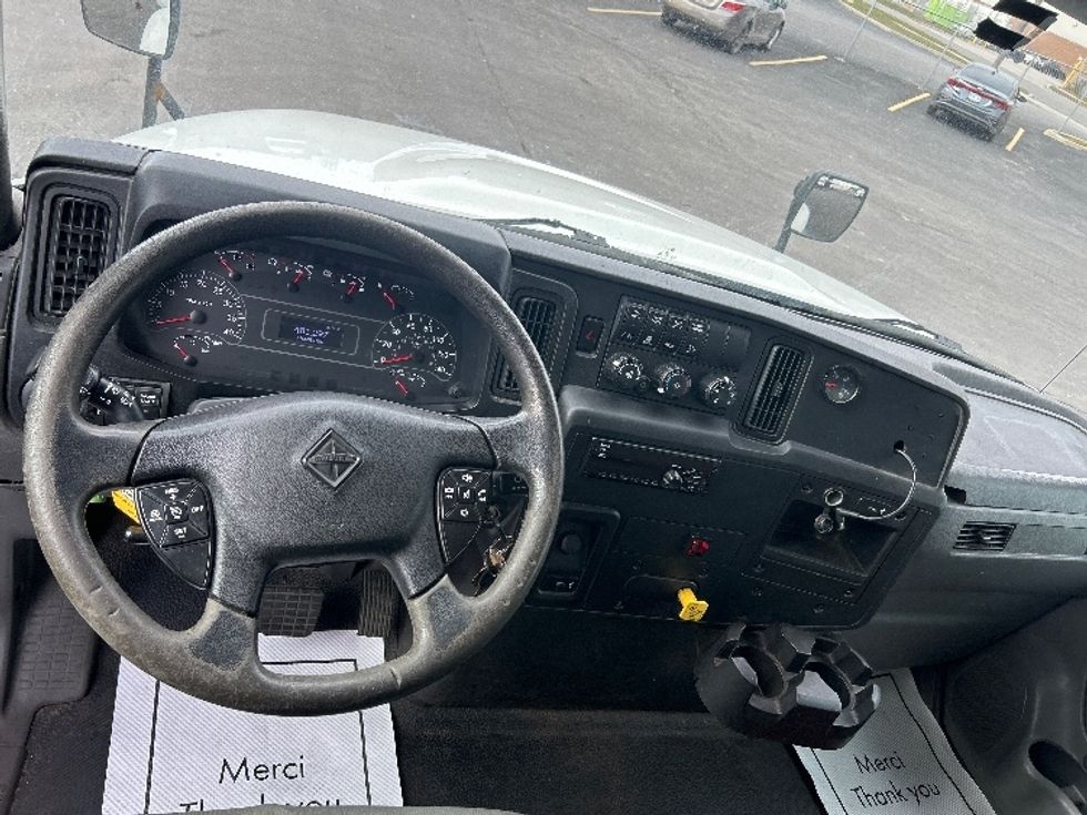 Medium Duty Box Truck-Light and Medium Duty Trucks-International-2020-MV607-Mississauga-ON-401,227\n\t\tkm-$ 52,500 - Image 17