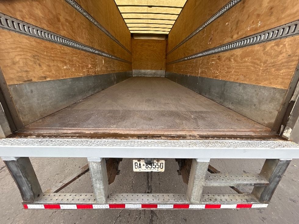 Medium Duty Box Truck-Light and Medium Duty Trucks-International-2020-MV607-Mississauga-ON-401,227\n\t\tkm-$ 52,500 - Image 9