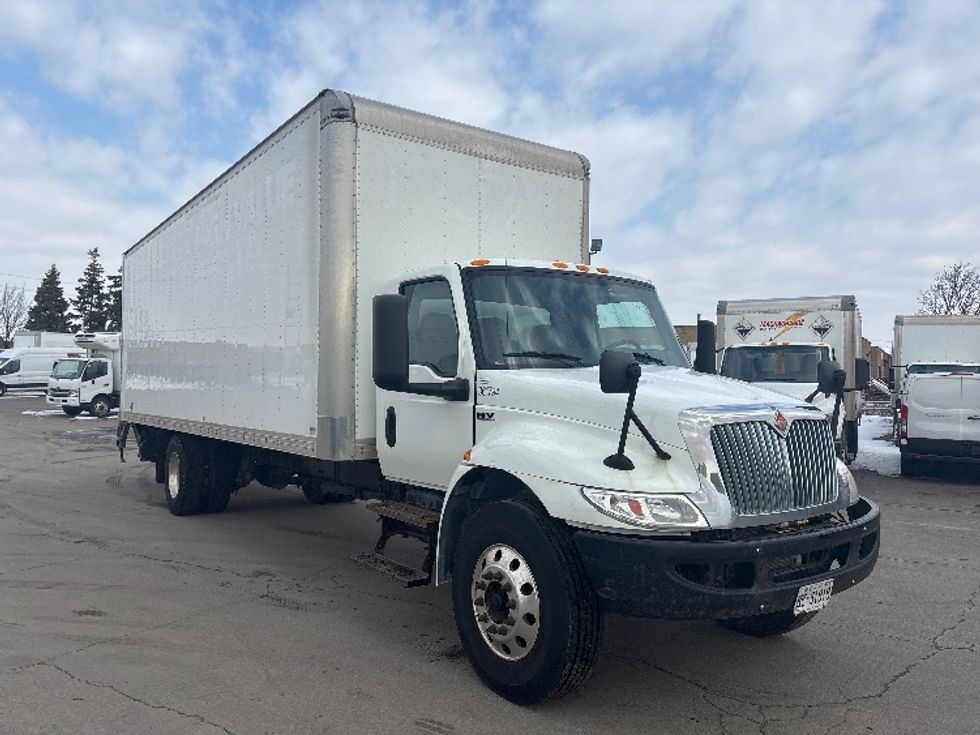 Medium Duty Box Truck-Light and Medium Duty Trucks-International-2020-MV607-Mississauga-ON-418,298\n\t\tkm-$ 46,250 - Image 1