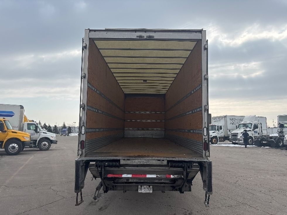 Medium Duty Box Truck-Light and Medium Duty Trucks-International-2020-MV607-Mississauga-ON-418,298\n\t\tkm-$ 46,250 - Image 5