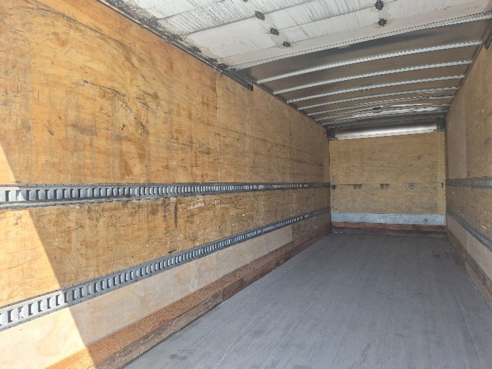 Medium Duty Box Truck-Light and Medium Duty Trucks-International-2020-MV607-Mississauga-ON-461,769\n\t\tkm-$ 38,250 - Image 11