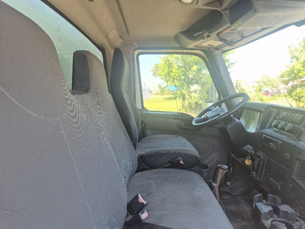 Medium Duty Box Truck-Light and Medium Duty Trucks-International-2020-MV607-Mississauga-ON-461,769\n\t\tkm-$ 38,250 - Image 22