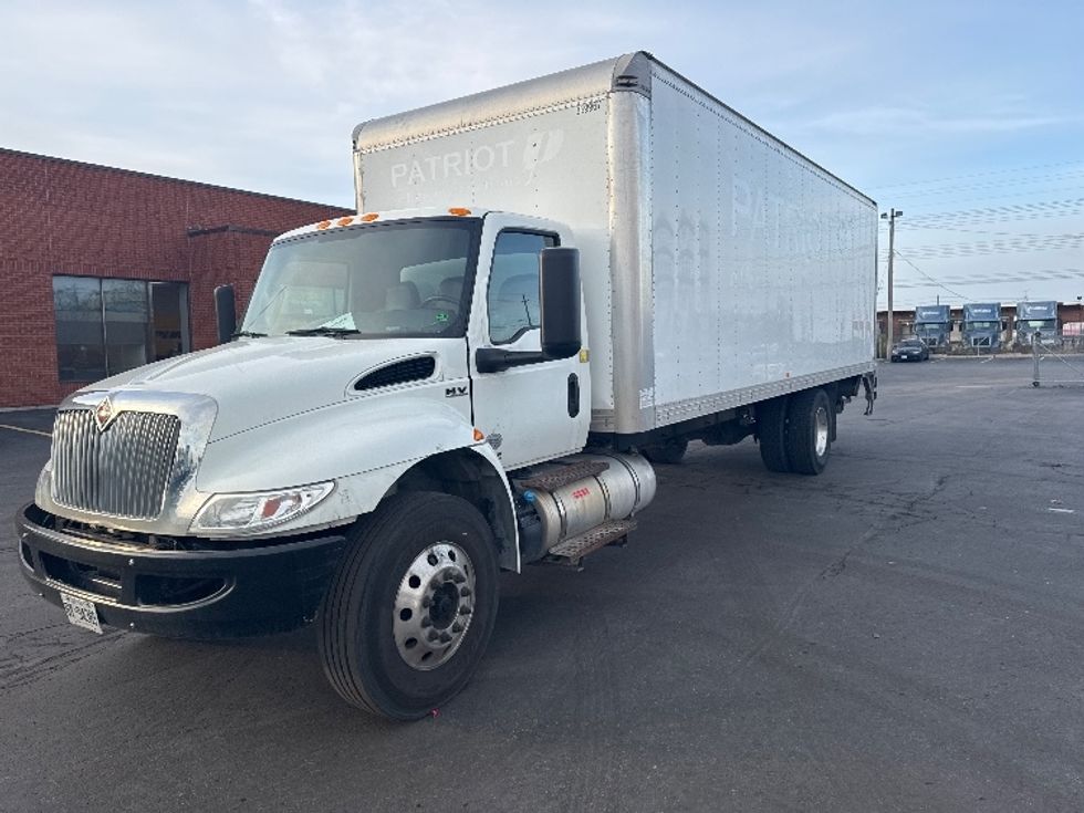 Medium Duty Box Truck-Light and Medium Duty Trucks-International-2020-MV607-Mississauga-ON-99,991\n\t\tkm-$ 82,250 - Image 3