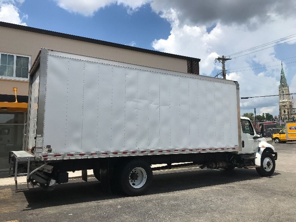 Medium Duty Box Truck-Light and Medium Duty Trucks-International-2020-MV607-Moberly-MO-57,724\n\t\tmiles-$ 67,500 - Image 15