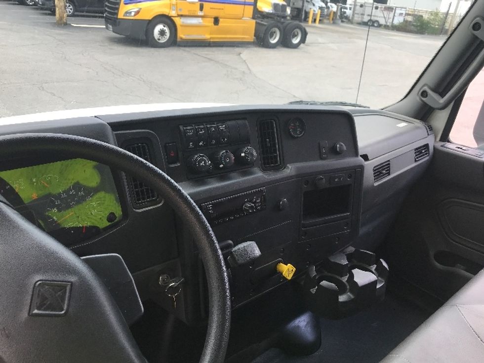 Medium Duty Box Truck-Light and Medium Duty Trucks-International-2020-MV607-Moberly-MO-57,724\n\t\tmiles-$ 67,500 - Image 17