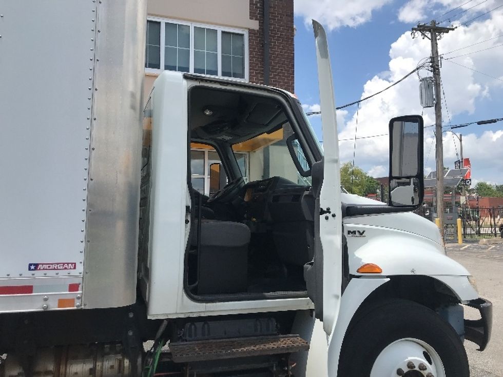 Medium Duty Box Truck-Light and Medium Duty Trucks-International-2020-MV607-Moberly-MO-57,724\n\t\tmiles-$ 67,500 - Image 20
