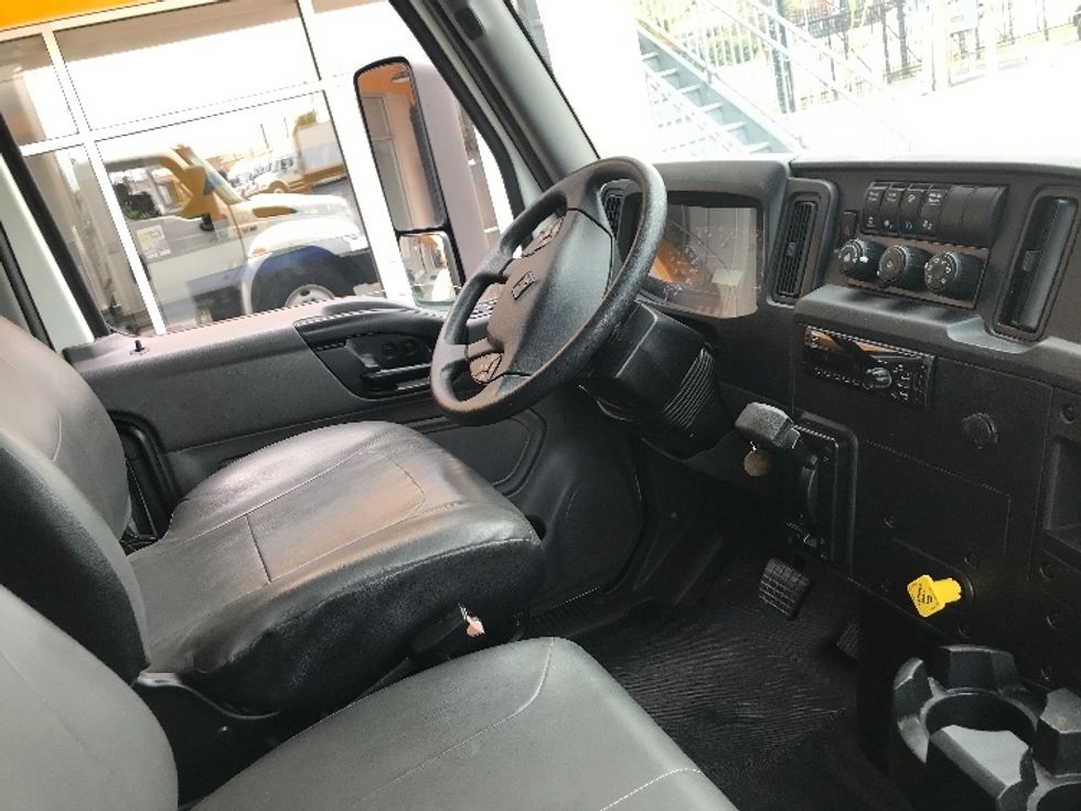 Medium Duty Box Truck-Light and Medium Duty Trucks-International-2020-MV607-Moberly-MO-57,724\n\t\tmiles-$ 67,500 - Image 22
