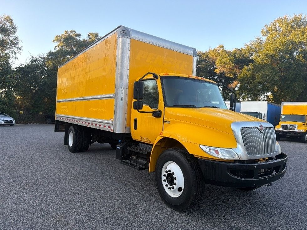 Medium Duty Box Truck-Light and Medium Duty Trucks-International-2020-MV607-Mobile-AL-160,525\n\t\tmiles-$ 34,500 - Image 1