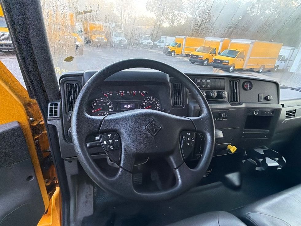 Medium Duty Box Truck-Light and Medium Duty Trucks-International-2020-MV607-Mobile-AL-160,525\n\t\tmiles-$ 34,500 - Image 17