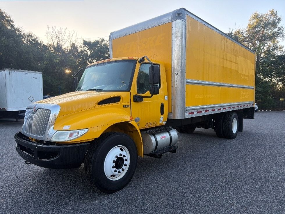 Medium Duty Box Truck-Light and Medium Duty Trucks-International-2020-MV607-Mobile-AL-160,525\n\t\tmiles-$ 34,500 - Image 3