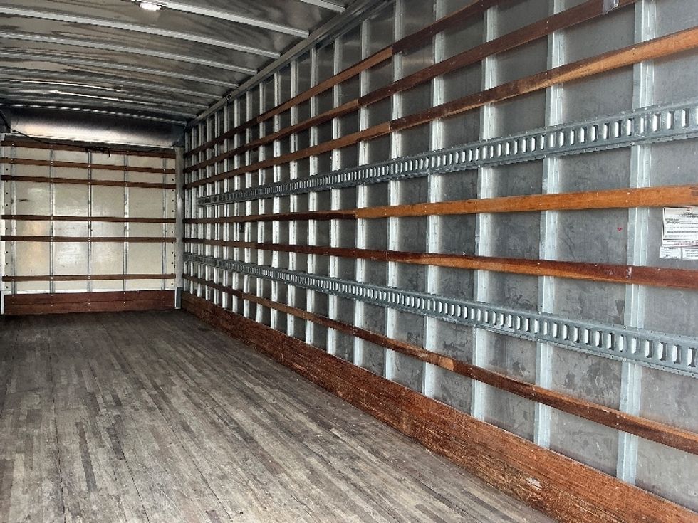 Medium Duty Box Truck-Light and Medium Duty Trucks-International-2020-MV607-Mobile-AL-76,643\n\t\tmiles-$ 62,750 - Image 12