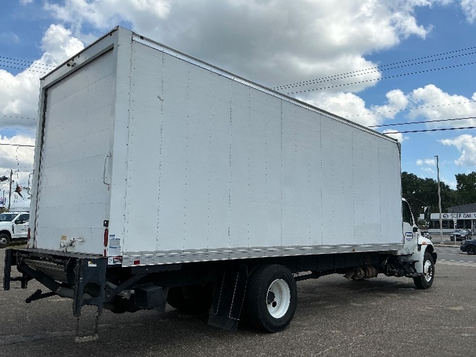 Medium Duty Box Truck-Light and Medium Duty Trucks-International-2020-MV607-Mobile-AL-76,643\n\t\tmiles-$ 62,750 - Image 13