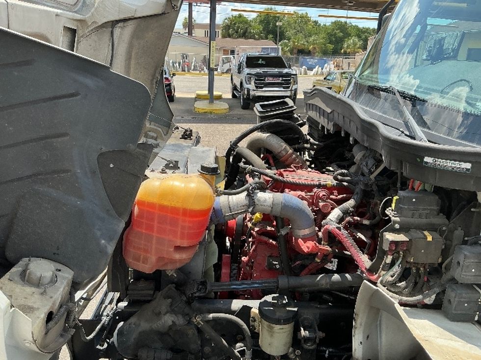 Medium Duty Box Truck-Light and Medium Duty Trucks-International-2020-MV607-Mobile-AL-76,643\n\t\tmiles-$ 62,750 - Image 24