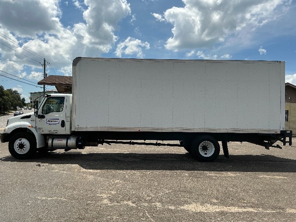 Medium Duty Box Truck-Light and Medium Duty Trucks-International-2020-MV607-Mobile-AL-76,643\n\t\tmiles-$ 62,750 - Image 4