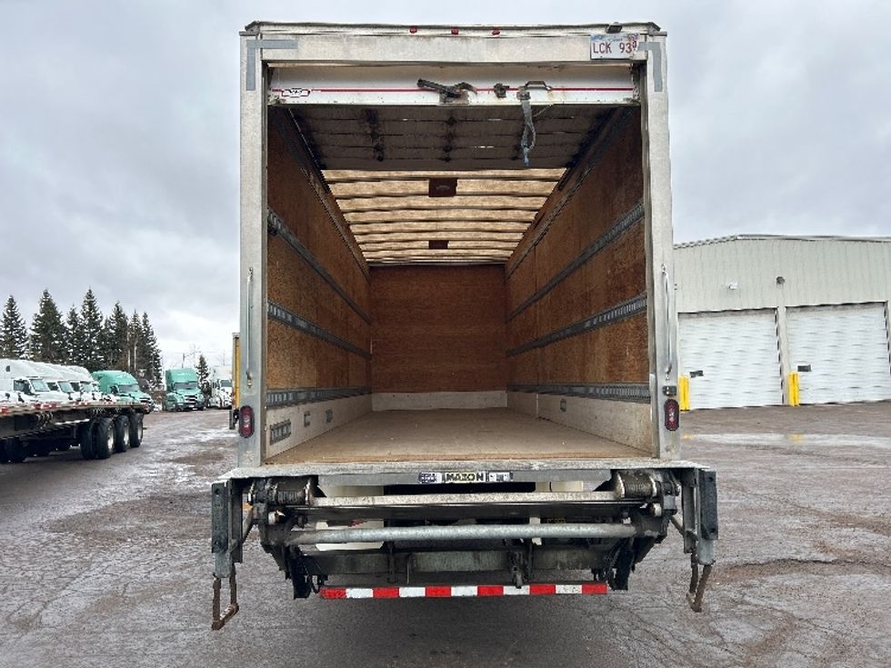 Medium Duty Box Truck-Light and Medium Duty Trucks-International-2020-MV607-Moncton-NB-260,530\n\t\tkm-$ 63,000 - Image 8