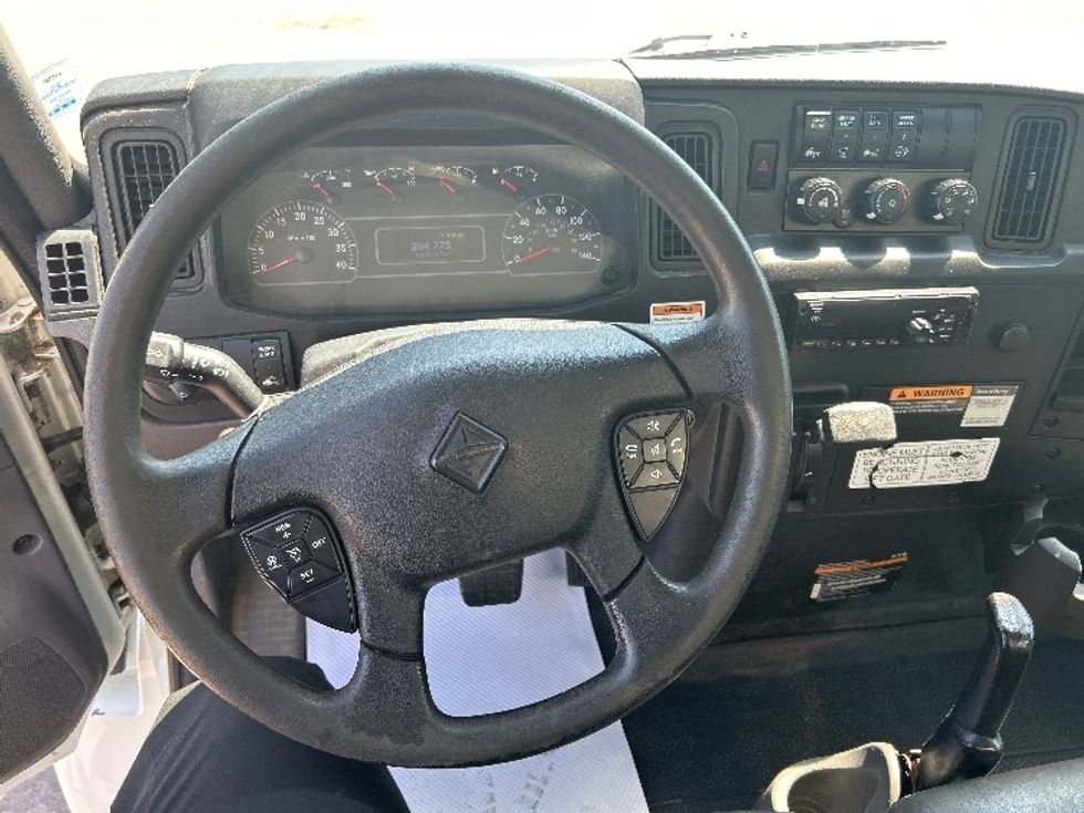 Medium Duty Box Truck-Light and Medium Duty Trucks-International-2020-MV607-Moncton-NB-284,775\n\t\tkm-$ 51,750 - Image 17