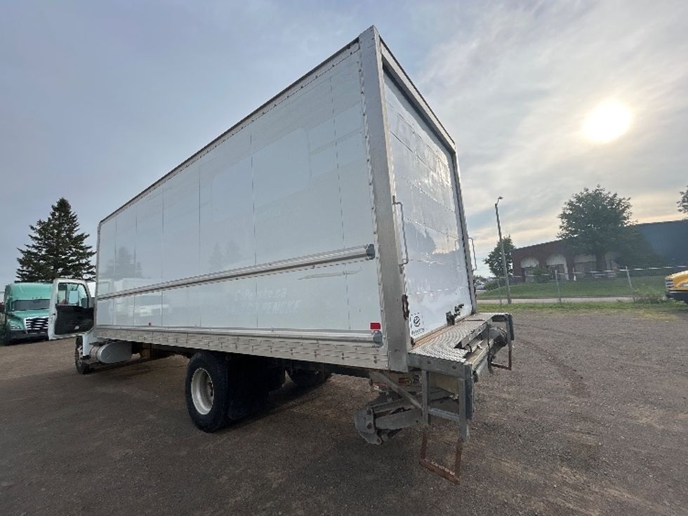 Medium Duty Box Truck-Light and Medium Duty Trucks-International-2020-MV607-Moncton-NB-284,775\n\t\tkm-$ 51,750 - Image 6
