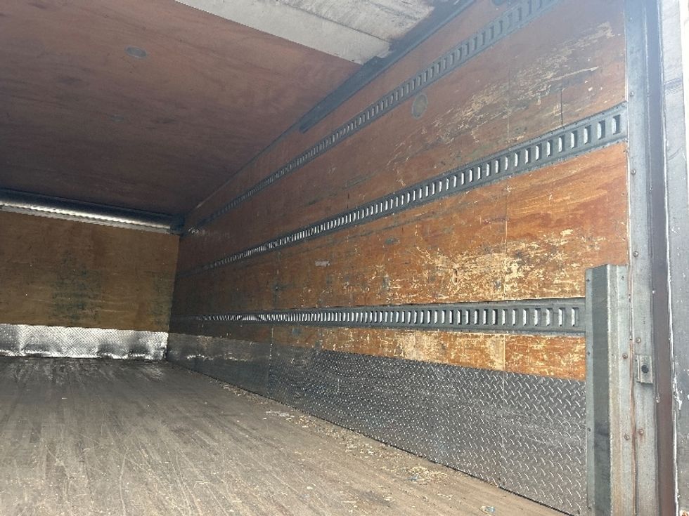 Medium Duty Box Truck-Light and Medium Duty Trucks-International-2020-MV607-Montgomery-NY-228,526\n\t\tmiles-$ 12,500 - Image 12