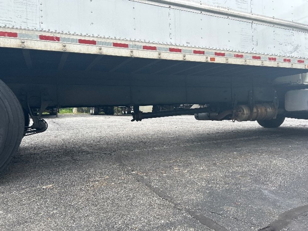 Medium Duty Box Truck-Light and Medium Duty Trucks-International-2020-MV607-Montgomery-NY-228,526\n\t\tmiles-$ 12,500 - Image 14