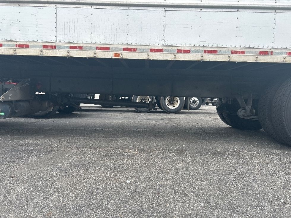 Medium Duty Box Truck-Light and Medium Duty Trucks-International-2020-MV607-Montgomery-NY-228,526\n\t\tmiles-$ 12,500 - Image 5