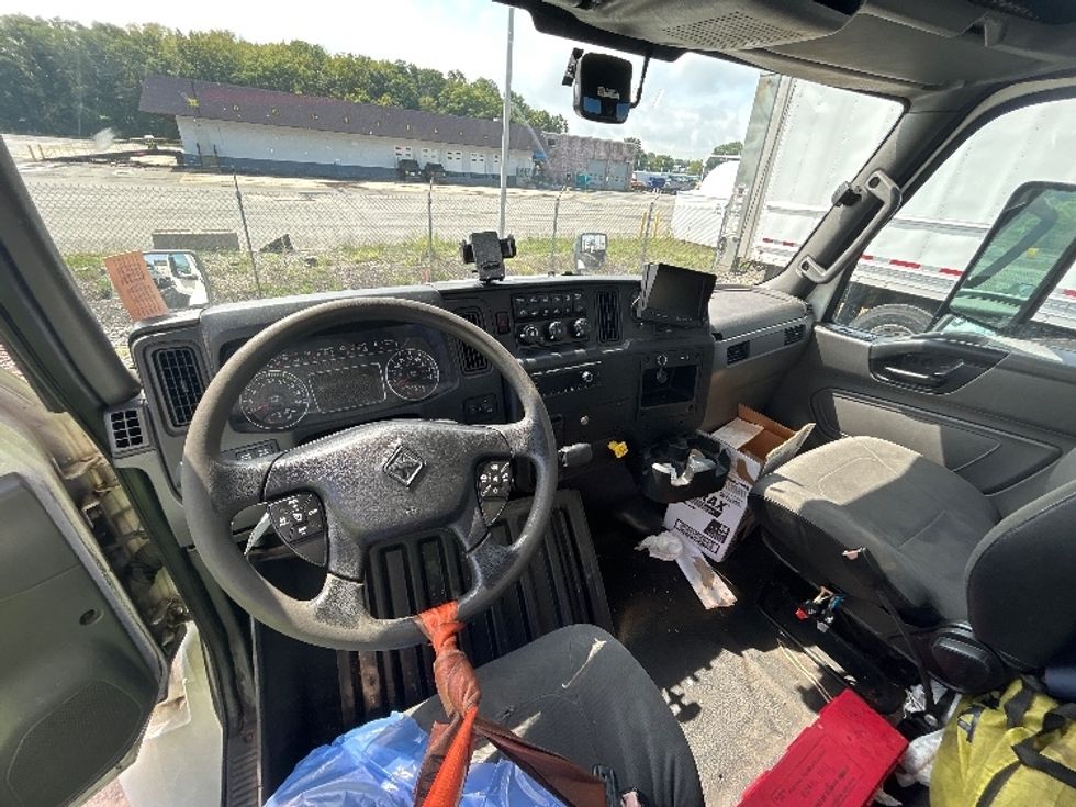 Medium Duty Box Truck-Light and Medium Duty Trucks-International-2020-MV607-Montgomery-NY-236,032\n\t\tmiles-$ 12,500 - Image 18