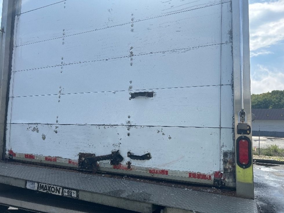 Medium Duty Box Truck-Light and Medium Duty Trucks-International-2020-MV607-Montgomery-NY-236,032\n\t\tmiles-$ 12,500 - Image 27