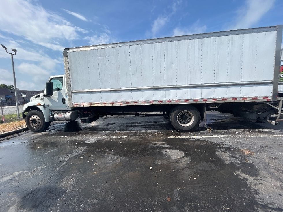 Medium Duty Box Truck-Light and Medium Duty Trucks-International-2020-MV607-Montgomery-NY-236,032\n\t\tmiles-$ 12,500 - Image 4