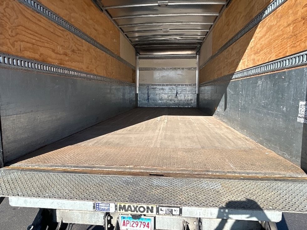 Medium Duty Box Truck-Light and Medium Duty Trucks-International-2020-MV607-Montgomery-NY-70,140\n\t\tmiles-$ 49,250 - Image 10
