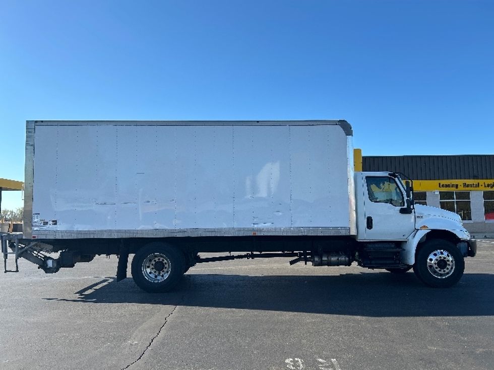 Medium Duty Box Truck-Light and Medium Duty Trucks-International-2020-MV607-Montgomery-NY-70,140\n\t\tmiles-$ 49,250 - Image 15