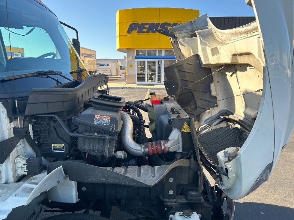 Medium Duty Box Truck-Light and Medium Duty Trucks-International-2020-MV607-Montgomery-NY-70,140\n\t\tmiles-$ 49,250 - Image 25