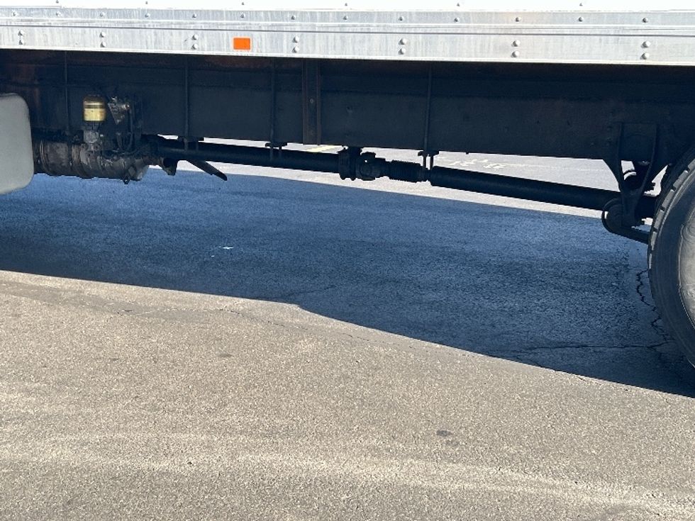 Medium Duty Box Truck-Light and Medium Duty Trucks-International-2020-MV607-Montgomery-NY-70,140\n\t\tmiles-$ 49,250 - Image 5