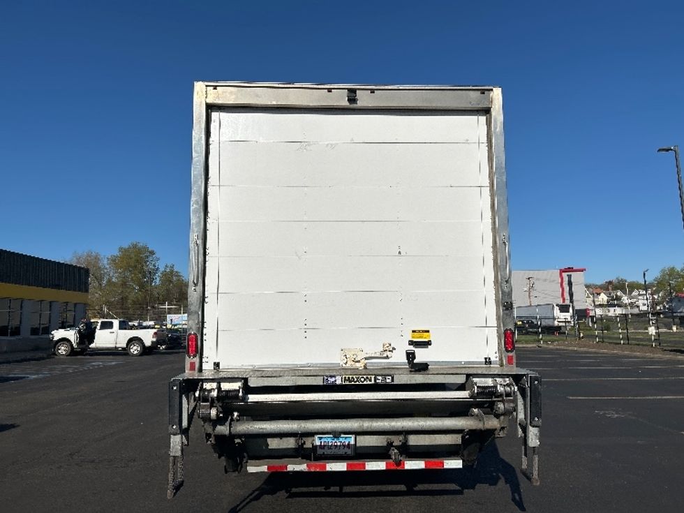 Medium Duty Box Truck-Light and Medium Duty Trucks-International-2020-MV607-Montgomery-NY-70,140\n\t\tmiles-$ 49,250 - Image 7
