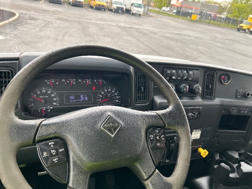 Medium Duty Box Truck-Light and Medium Duty Trucks-International-2020-MV607-Montgomery-NY-84,582\n\t\tmiles-$ 64,250 - Image 18