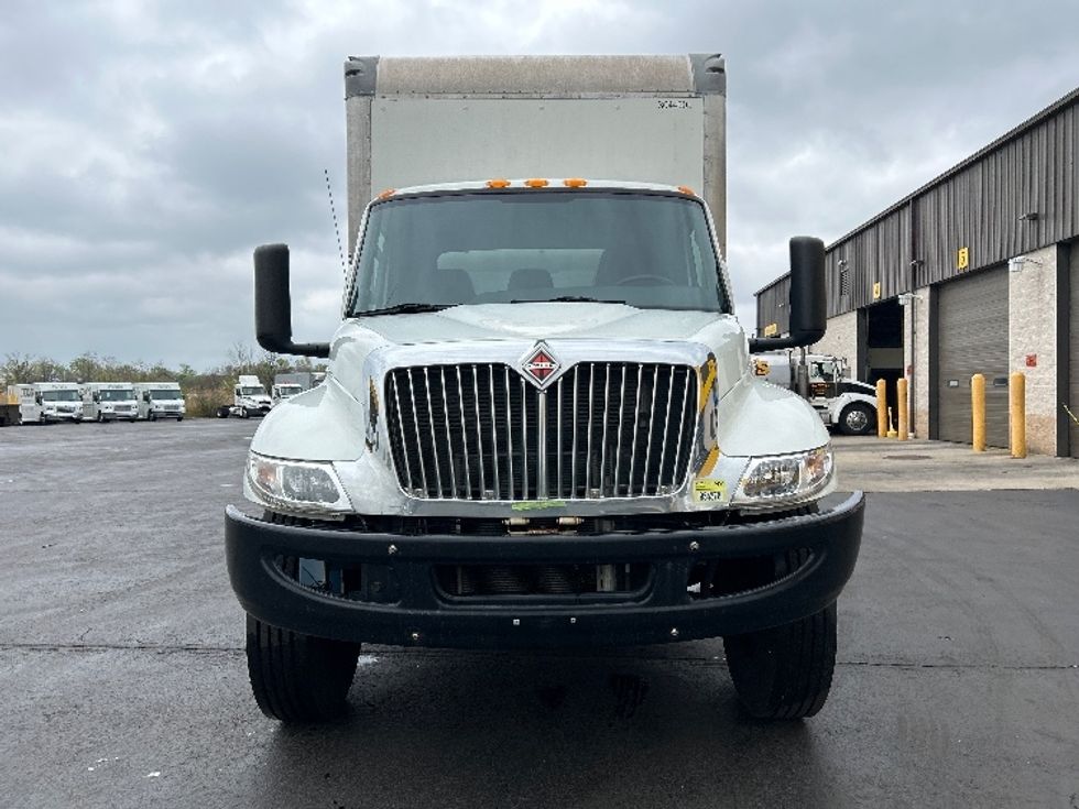 Medium Duty Box Truck-Light and Medium Duty Trucks-International-2020-MV607-Montgomery-NY-84,582\n\t\tmiles-$ 64,250 - Image 2