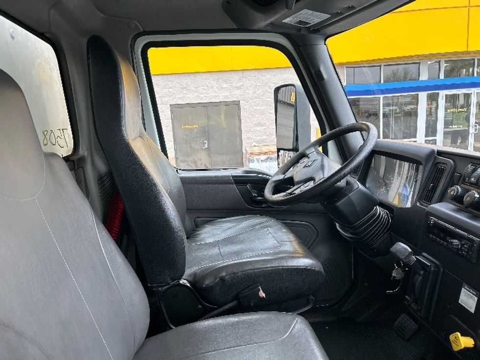 Medium Duty Box Truck-Light and Medium Duty Trucks-International-2020-MV607-Montgomery-NY-84,582\n\t\tmiles-$ 64,250 - Image 22