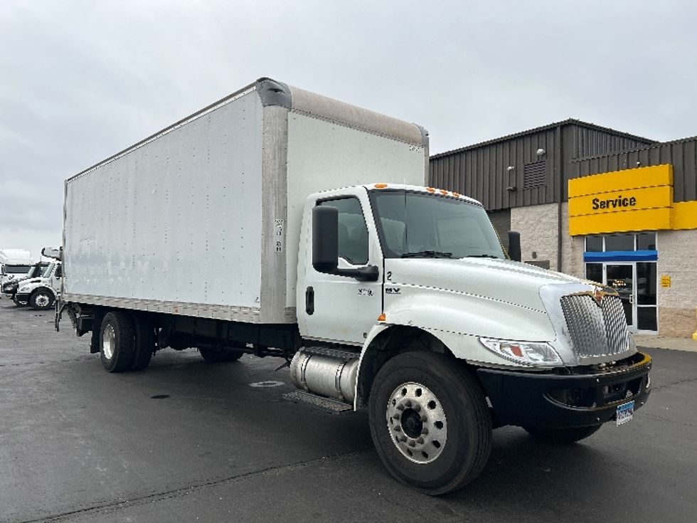 Medium Duty Box Truck-Light and Medium Duty Trucks-International-2020-MV607-Montgomery-NY-96,746\n\t\tmiles-$ 55,250 - Image 1